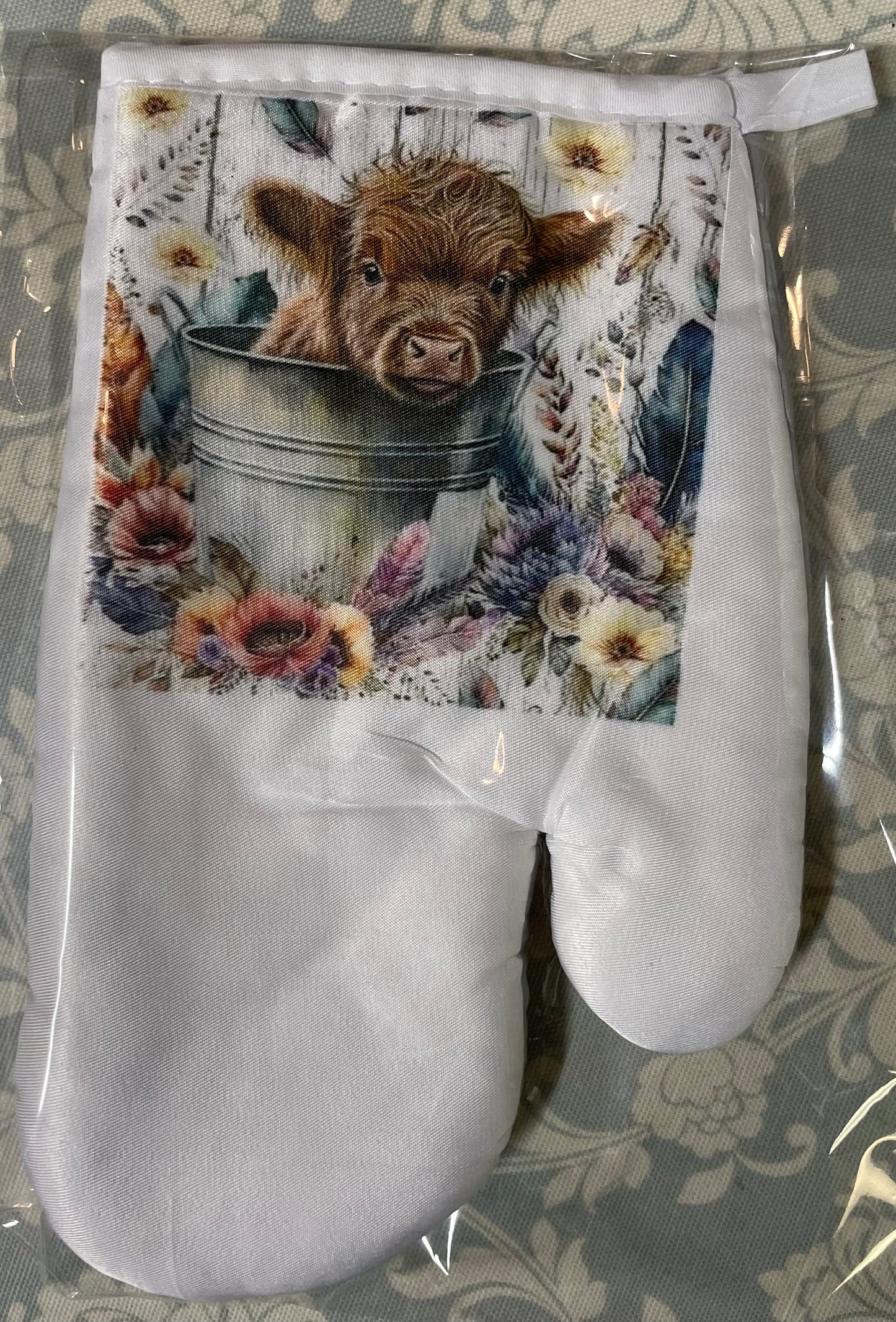 Highland Cow Oven Mitt
